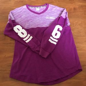 VICTORIA SECRET SWEATER